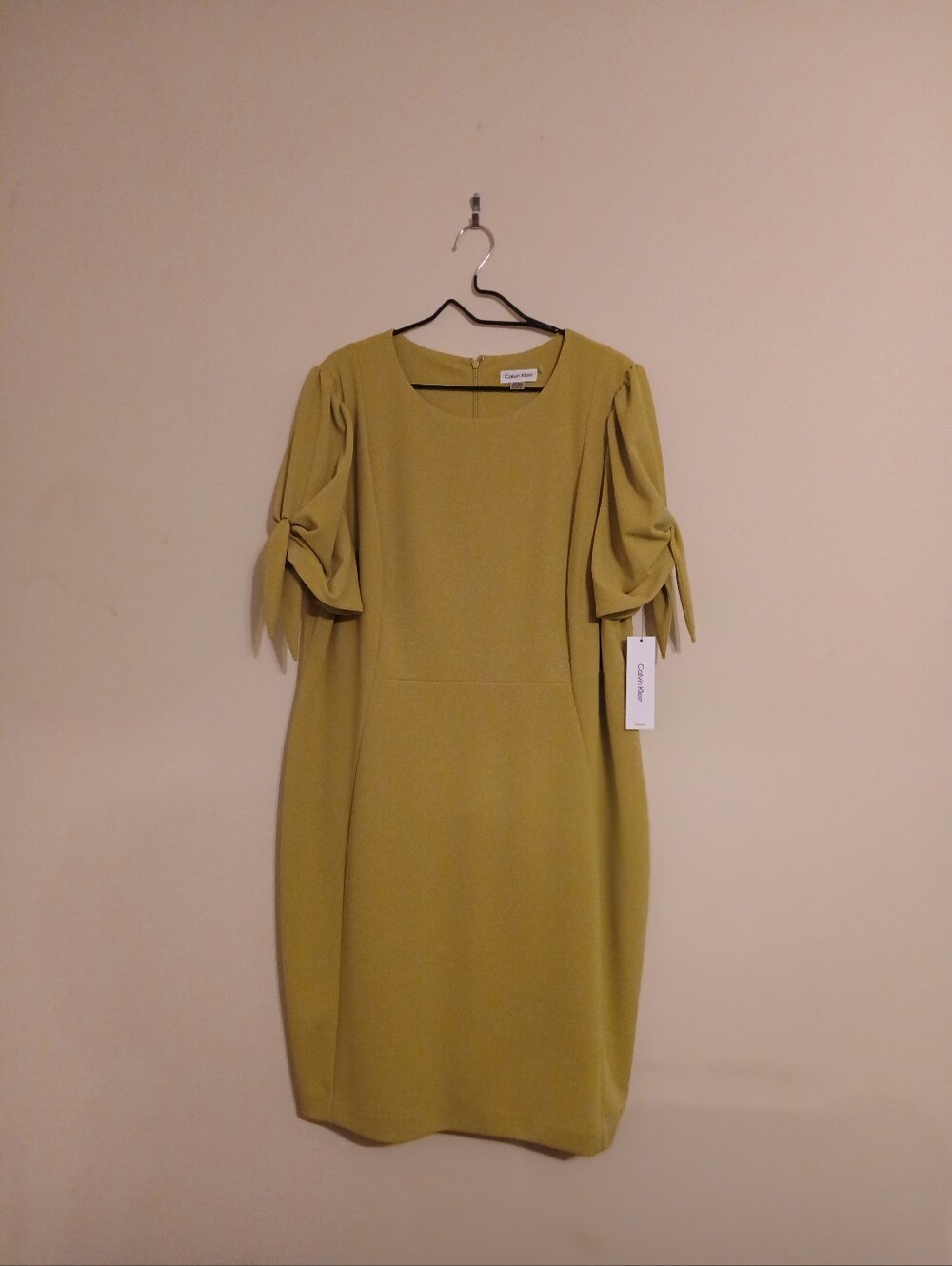 Calvin Klein Tie-Sleeve Sheath Dress